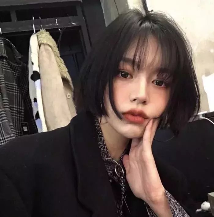 蓬门玉女金龟婿