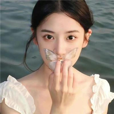歌喉赞